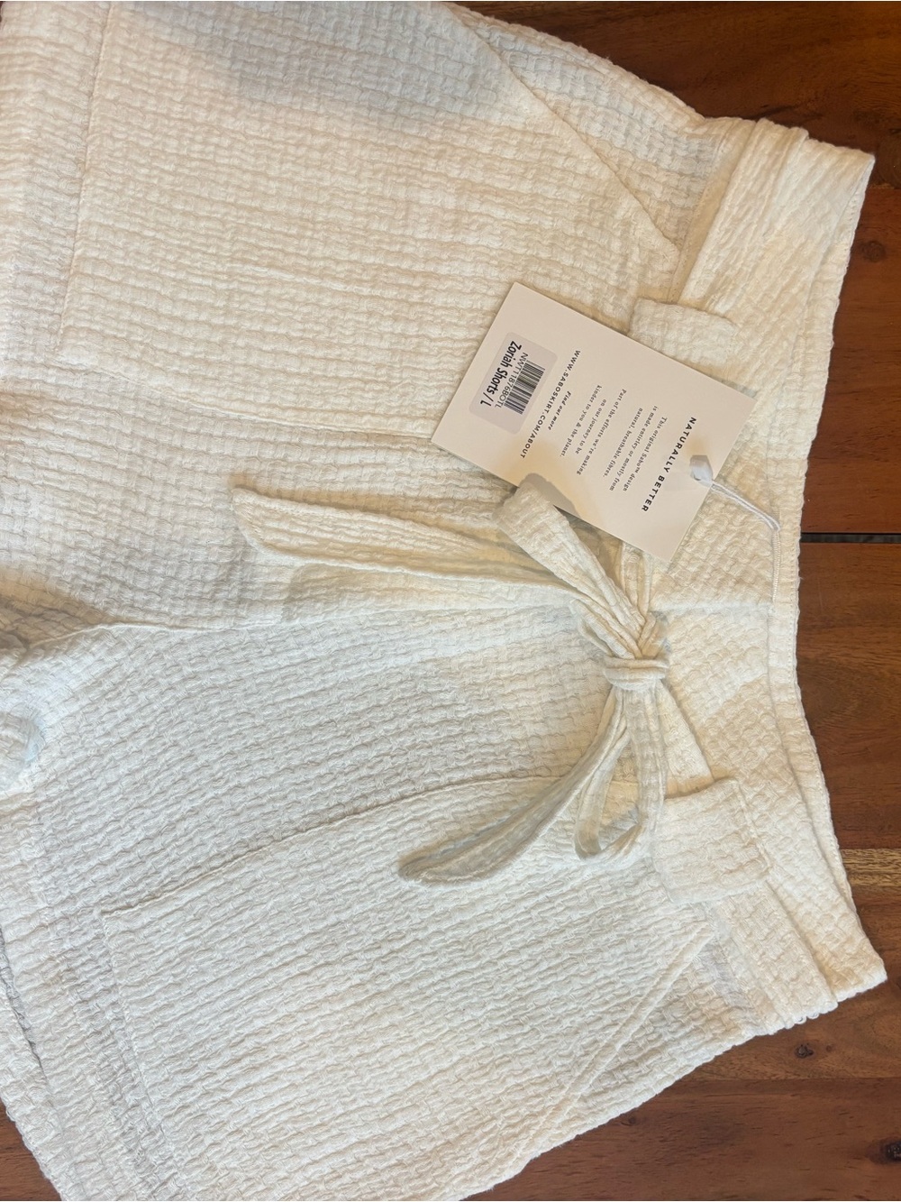 Sabo Skirt Cream Textured V-Neck Tank Top - Picture 6 of 7